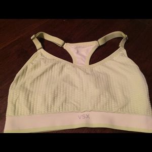 ***ONE DAY SALE***Victoria Secret sport bra size M